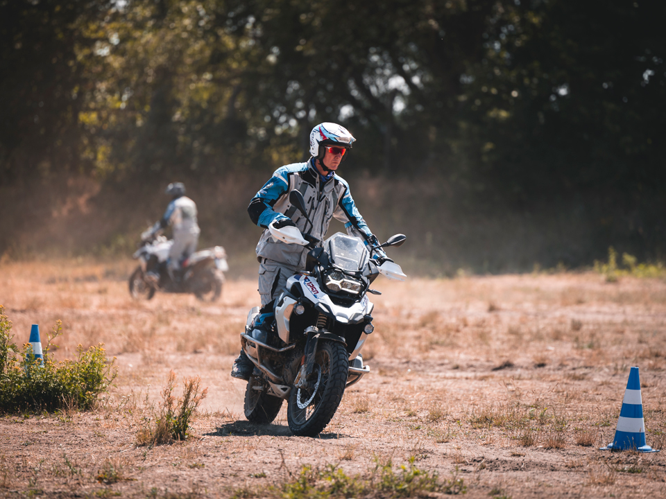 EntrenamientoOFF ROAD Ibagué -Marzo.
