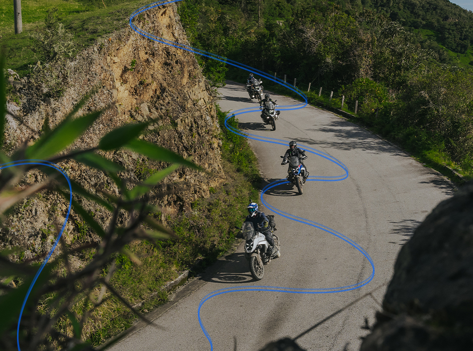 NIGHT TRIP: Bogotá rumbo a la represa de Sesquilé | Autogermana Plaza 127.